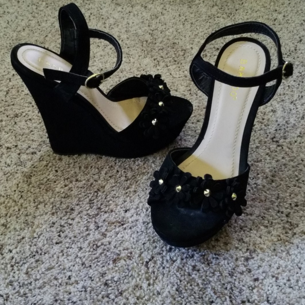 Black Suede Wedge, Flower Detail